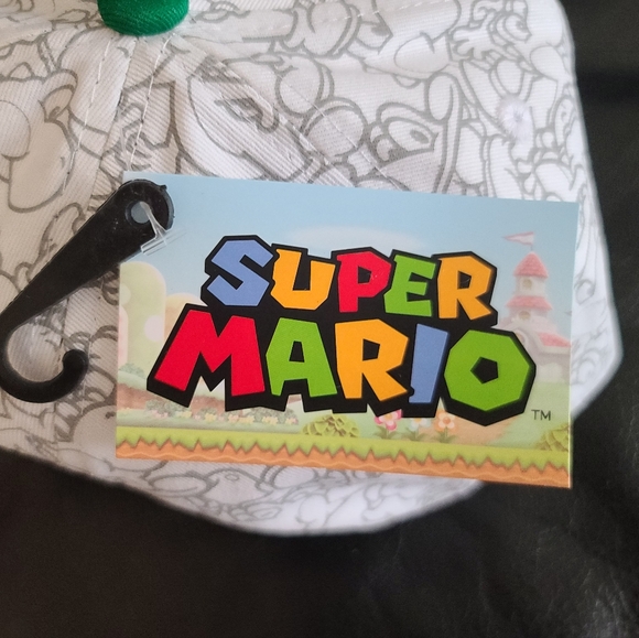 Nintendo Super Mario Green/White Yoshi Snapback Hat - Picture 9 of 10